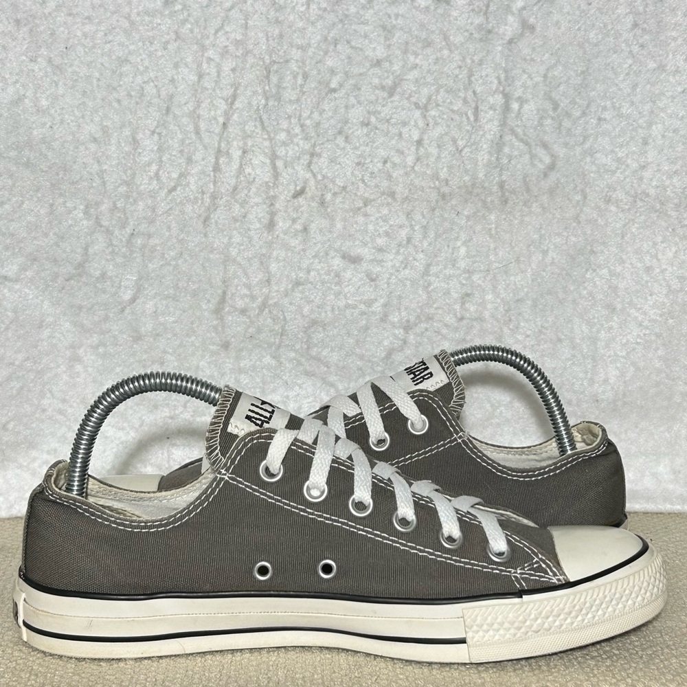 Converse Unisex Grey Chuck Taylor All Stars Classic Sneakers Shoes SZ M 8 W 10 - Picture 6 of 13